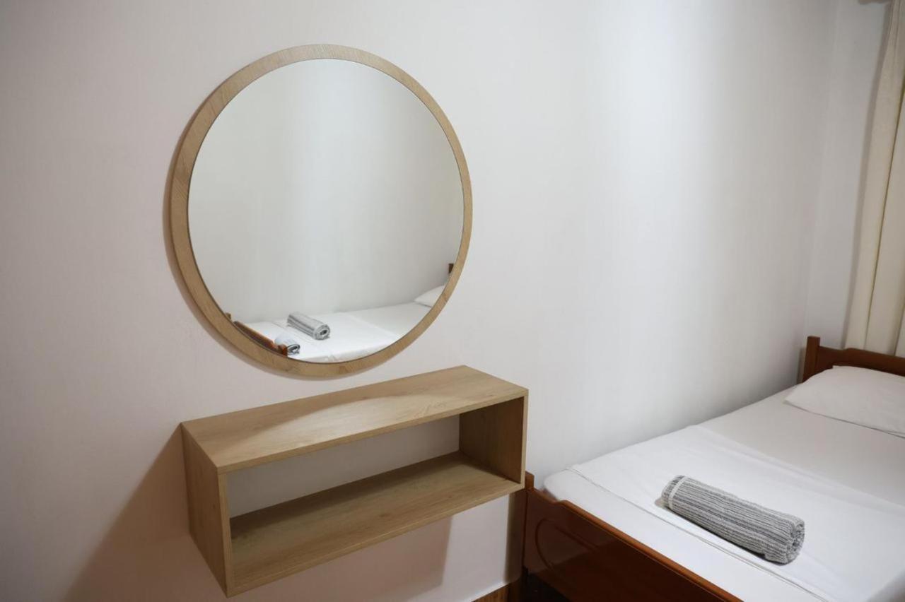 Stjar Apartments Villa Luti מראה חיצוני תמונה